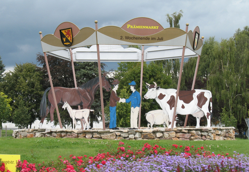 Sculpture in the roundabout at Herborn, Germany