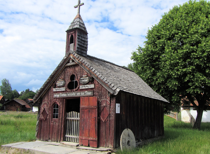 Wayside chapel to St. Florian at the Museumsdorf Bayerischer Wald