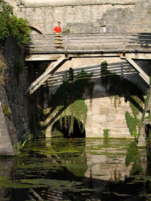 Clare B. Dunkle on a bridge in Rothenberg ob der Tauber