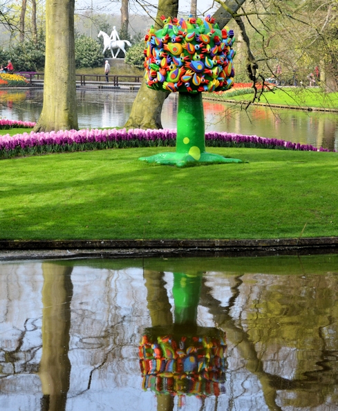 Sculptures in Keukenhof, Lisse, The Netherlands